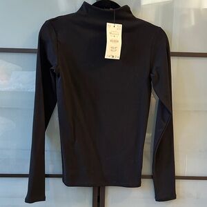 Zara Women's Black Long-Sleeve Mock Neck Top